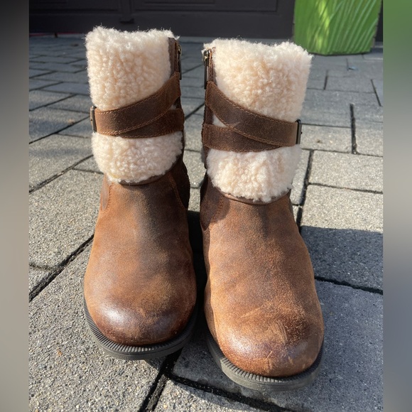 UGG Tan Shearling Lined Boots - Picture 5 of 12